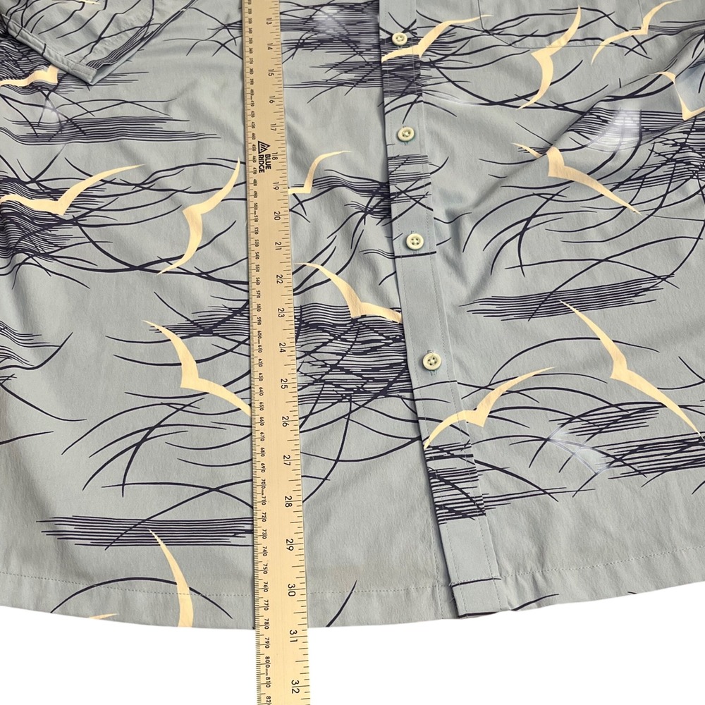 Tori Richard Button Down Shirt Mens XL Blue Abstract Seagull Tradewind Tech - Picture 8 of 9